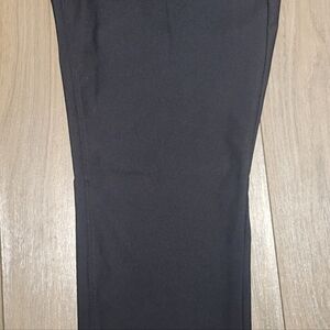 GAP, tech modern khtru  black